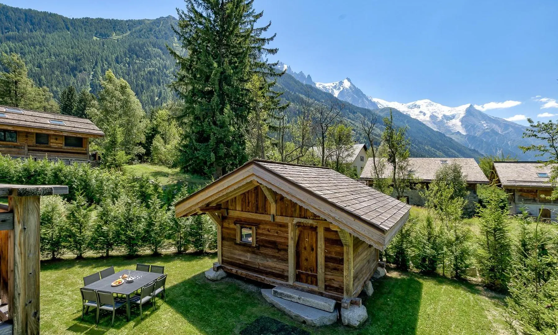 Chalet Black Wood Villa Chamonix